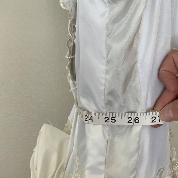 Vintage Wedding Original 90’s Wedding Dress Size 6 - Picture 8 of 12